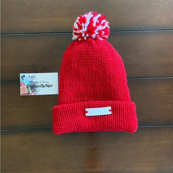 New!! Hand knitted Red Beanie Hat - Picture 1 of 4